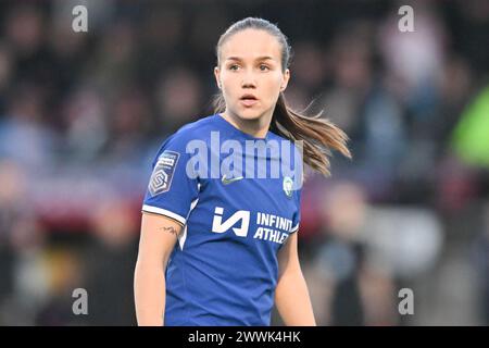 Dagenham le dimanche 24 mars 2024. Guro Reiten (11 Chelsea) regarde pendant le match de Super League féminine de Barclays FA entre West Ham United et Chelsea au Chigwell construction Stadium, Dagenham, dimanche 24 mars 2024. (Photo : Kevin Hodgson | mi News) crédit : MI News & Sport /Alamy Live News Banque D'Images