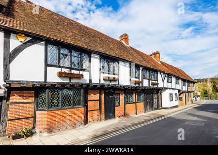 Maisons et bâtiments à colombages de la période historique, y compris 'Old Timbers' dans Friday Street à Henley-on-Thames, une ville du sud de l'Oxfordshire Banque D'Images