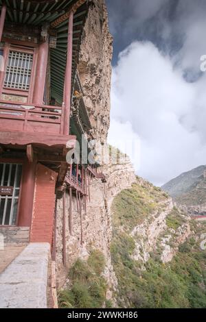 6 OCTOBRE 2021, DATONG, CHINE : le détail du toit du nord du mont. Hengshan Temple suspendu dans la ville de Datong de la province du Shanxi. Célèbre classique chinois Banque D'Images