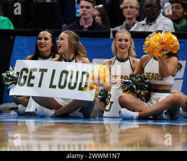 Memphis, Tennessee, États-Unis. 24 mars 2024. Baylor pom-meneurs lors du match de deuxième tour du tournoi de basket-ball masculin de la NCAA entre les Bears de Baylor et les Tigers de Clemson le 24 mars 2024. Clemson Won, 72-64, (image crédit : © Scott Coleman/ZUMA Press Wire) USAGE ÉDITORIAL SEULEMENT! Non destiné à UN USAGE commercial ! Banque D'Images