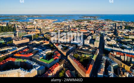 Photo aérienne (drone) de la ville d'Helsinki, Finlande Banque D'Images