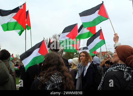 Marche de solidarité avec la Palestine à Prague, République tchèque, 24 mars 2024. (CTK photo/Milos Ruml) Banque D'Images