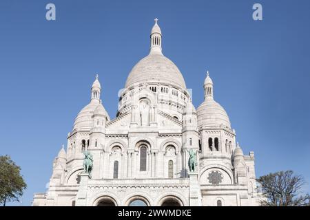 5 décembre 2023-la basilique du Sacré coeur de Montmartre, communément appelée Basilique du Sacré-Cœur et souvent simplement Sacré-Cœur, est une église catholique romaine Banque D'Images