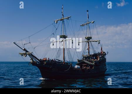 Le navire à Darlowo mer Baltique. Pologne Banque D'Images
