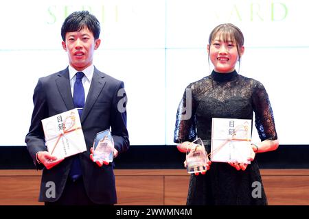 Tokyo, Japon. 25 mars 2024. (G-d) Naoki Koyama, Honami Maeda Marathon : Japan Marathon Series Award à Tokyo, Japon . Crédit : Naoki Nishimura/AFLO SPORT/Alamy Live News Banque D'Images