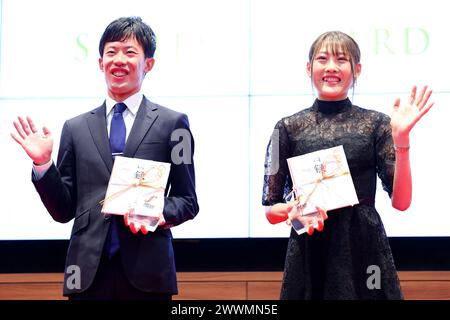 Tokyo, Japon. 25 mars 2024. (G-d) Naoki Koyama, Honami Maeda Marathon : Japan Marathon Series Award à Tokyo, Japon . Crédit : Naoki Nishimura/AFLO SPORT/Alamy Live News Banque D'Images