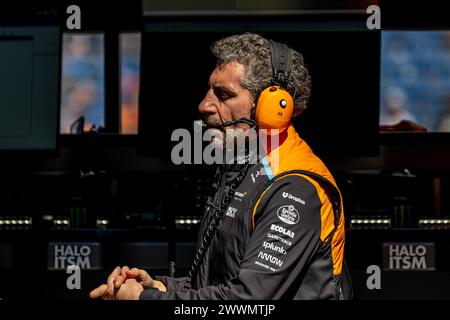 AUSTRALIE ALBERT PARK CIRCUIT, AUSTRALIE - 22 MARS : Andrea Stella, McLaren F1 MCL60 lors du Grand Prix d'Australie au circuit d'Australie Albert Park le vendredi 22 mars 2024 à Melbourne, Australie. (Photo de Michael Potts/BSR Agency) crédit : BSR Agency/Alamy Live News Banque D'Images