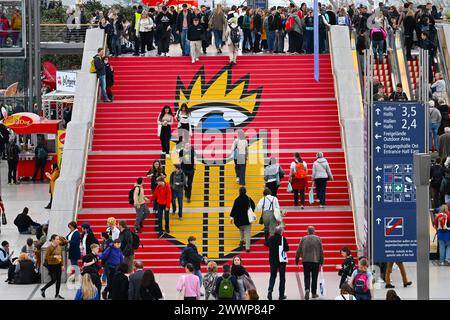 Leipziger Buchmesse 2024, Messe à Leipzig. Foto : Leipzig est, Glashalle *** salon du livre de Leipzig 2024, salon de Leipzig photo Leipzig Reads, Glass Hall Banque D'Images