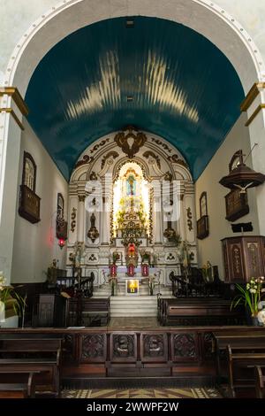 Sao Francisco do Sul, Brésil - 22 septembre 2023 : intérieur de l'Igreja Matriz Nossa Senhora da Graça - église principale dans le centre historique Banque D'Images