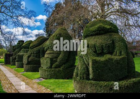 Le Topiary des bêtes de la Reine à Hall place and Gardens, Bexley, Kent, Angleterre Banque D'Images