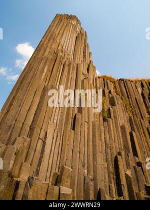 Tuyaux d'orgue de Basalt de Panska skala (République tchèque) Banque D'Images