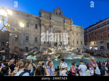 ROME, ITALIE - 24 MAI 2022 : Italie Latium, quartier Roma Fontaine de Trevi, sept collines de Rome Banque D'Images