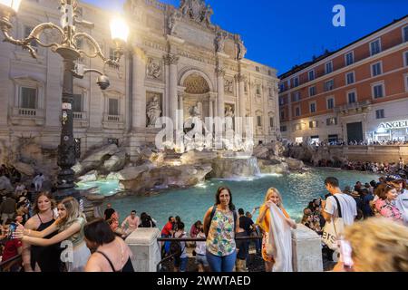 ROME, ITALIE - 24 MAI 2022 : Italie Latium, quartier Roma Fontaine de Trevi, sept collines de Rome Banque D'Images