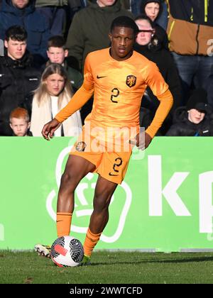 ASSEN - Givairo Lire Holland U19 lors du match qualificatif du Championnat d'Europe dans le groupe 2 élite entre les pays-Bas O19 et la France O19 au Sportpark Marsdijk le 23 mars 2024 à Assen, pays-Bas. ANP | Hollandse Hoogte | GERRIT VAN COLOGNE Banque D'Images