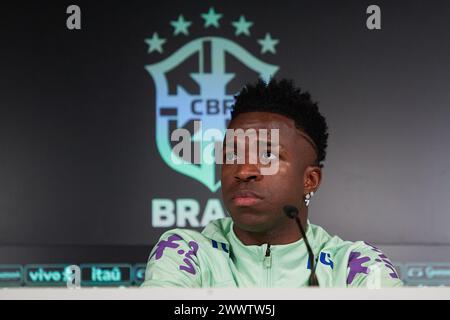 Madrid, Espagne. 25 mars 2024. Vinicius Junior du Brésil assiste à une conférence de presse à la veille du match amical international entre l’Espagne et le Brésil au Ciudad Real Madrid. Crédit : SOPA images Limited/Alamy Live News Banque D'Images