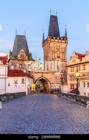 Tour du pont de la petite ville Malostranská mostecká věž vue depuis le pont Charles, Karluv Most, Prague, République tchèque Banque D'Images