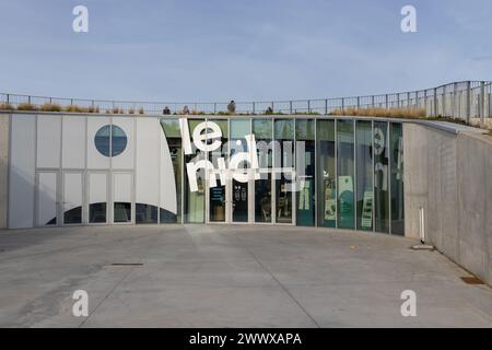 NAMUR, BELGIQUE, 25 MARS 2024 : vue extérieure du nid, pointe du Grognon, à Namur. Il s'agit d'un nouveau centre d'information axé sur la durabilité et la Banque D'Images