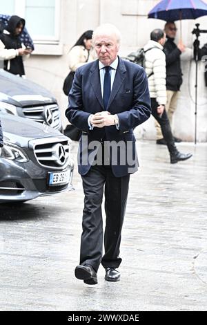 Brice Hortefeux lors des funérailles de Frédéric Mitterrand à l'église Saint Thomas d'Aquin à Paris, France, le 26 mars 2024. Frédéric Mitterrand était un homme politique français qui a servi comme ministre de la culture sous le président Nicolas Sarkozy. Il était acteur, scénariste, présentateur de télévision, écrivain, producteur, directeur et neveu de l'ancien président François Mitterrand. Obseques de Frederic Mitterrand a l'eglise Saint-Thomas d'Aquin a Paris, France, le 26 mars 2024. Frederic Mitterrand etait un homme politique français qui a ete ministre de la culture sous la presidence de Nicolas Sarkoz Banque D'Images