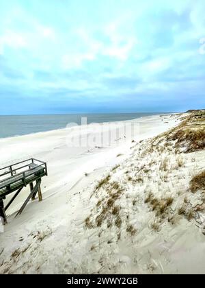 Die Nordseeinsel Sylt im März 26.03.24 : Die nördlichste Insel Deutschlands mit Meer, Dünen, Sand und Strand - Dünen, Strand und Meer Sylt Schleswig Holstein Deutschland *** L'île de Sylt en mer du Nord en mars 26 03 24 L'île la plus septentrionale d'Allemagne avec mer, dunes, sable et dunes de plage, plage et mer Sylt Schleswig Holstein Allemagne Foto 11.03.24, 12 49 33 Banque D'Images