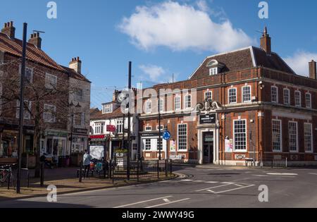 The Crooked Tap ancien Nat West Bank, Driffield Banque D'Images