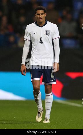 26 mars 2024 ; Toughsheet Community Stadium, Bolton, Greater Manchester, Angleterre; UEFA U21 Euro qualifier, Angleterre U21 contre Luxembourg U21 ; Jarell Quansah d'Angleterre Banque D'Images