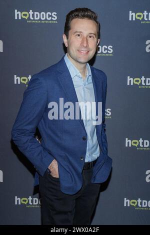 Toronto, Canada. 26 mars 2024. Mark Selby assiste à la conférence de presse du Hot Docs film Festival pour leur film, "Born Hungry". "Born Hungry", réalisé par Barry Avrich, plonge dans les problèmes systémiques de l'insécurité alimentaire, mettant en lumière les luttes des individus et des communautés aux prises avec la faim. Le documentaire expose les complexités de la pauvreté et plaide pour des solutions durables à ce problème mondial urgent. (Photo de Shawn Goldberg/SOPA images/SIPA USA) crédit : SIPA USA/Alamy Live News Banque D'Images