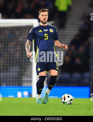 26 mars 2024 ; Hampden Park, Glasgow, Écosse : International Football Friendly, Écosse contre Irlande du Nord ; Liam Cooper d'Écosse Banque D'Images