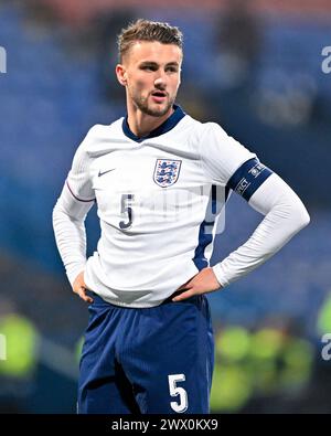 Bolton, Royaume-Uni. 26 mars 2024. Taylor Harwood-Bellis, de l'Angleterre, lors du match UEFA Euro U21 qualificatifs du Groupe F Angleterre U21 vs Luxembourg U21 au Toughsheet Community Stadium, Bolton, Royaume-Uni, le 26 mars 2024 (photo Cody Froggatt/News images) à Bolton, Royaume-Uni, le 26/03/2024. (Photo de Cody Froggatt/News images/Sipa USA) crédit : Sipa USA/Alamy Live News Banque D'Images