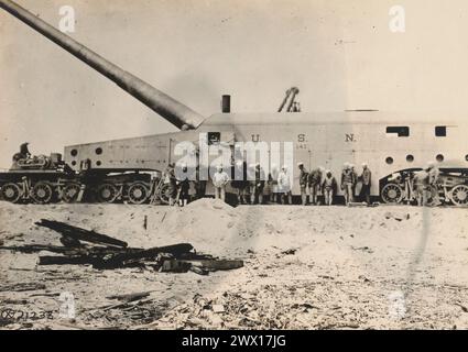 Canon naval de 14', monté sur chemin de fer, fabriqué par Baldwin locomotive Works CA. 1918 Banque D'Images