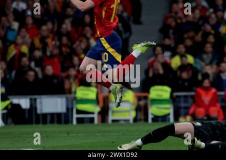 Madrid, Espagne. 26 mars 2024. Madrid Espagne ; 03/26/2024.- L'Espagne tire le Brésil 3-3 dans un match amical. L'équipe nationale espagnole sera le match nul 3-3 avec son homologue brésilien au stade Santiago Bernabeu dans la capitale du Royaume d'Espagne. Objectif espagne Rodri Hernandez 12 (pénalité) et 87 (pénalité), Dani Olmo 36  objectif Brésil Rodrigo Goes 40 , Endrikc Felipe 50 , Lukas lPaqueta 90 6 , crédit : Juan Carlos Rojas/dpa/Alamy Live News Banque D'Images