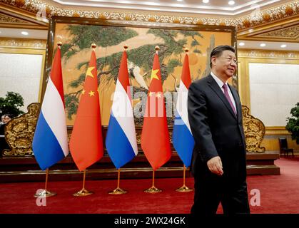 PÉKIN - le premier ministre sortant Mark Rutte rencontre le président Xi Jinping lors d'une visite de travail en République populaire de Chine. ANP REMKO DE WAAL pays-bas Out - belgique Out Banque D'Images