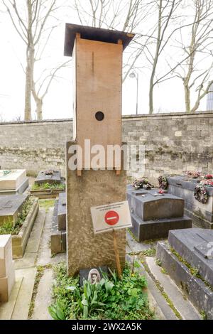 CIMETIÈRE MONTPARNASSE CÉLÈBRES TOMBES PARIS Banque D'Images