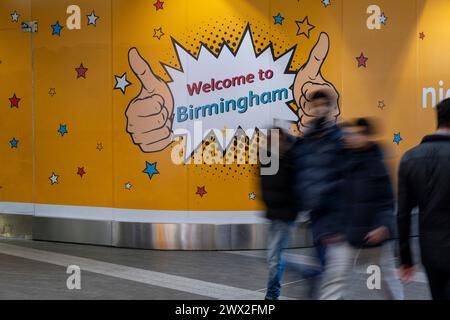 Bienvenue au panneau Birmingham à l'intérieur de Grand Central Station, alias Birmingham New Street Station le 21 mars 2024 à Birmingham, Royaume-Uni. Banque D'Images