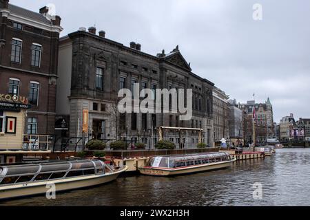 Bateaux de croisière à Amsterdam pays-Bas 21-3-2024 Banque D'Images