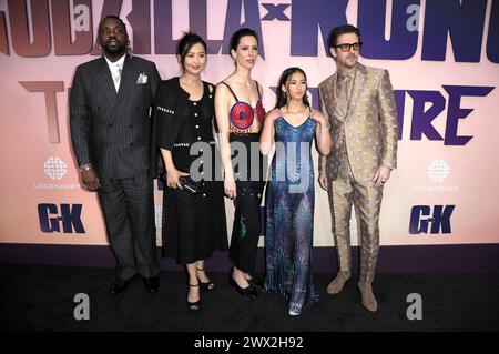 Brian Tyree Henry, Fala Chen, Rebecca Hall, Kaylee Hottle und Dan Stevens BEI der Weltpremiere des Kinofilms 'Godzilla x Kong : The New Empire / Godzilla x Kong : Das neue Imperium' im TCL Chinese Theatre. Los Angeles, 25.03.2024 Banque D'Images