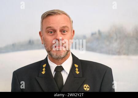 RIGA, Lettonie. 27 mars 2024. Rob Bauer (photo), président du Comité militaire de l'OTAN, rencontre Edgars Rinkevics, président de la Lettonie. Crédit : Gints Ivuskans/Alamy Live News Banque D'Images