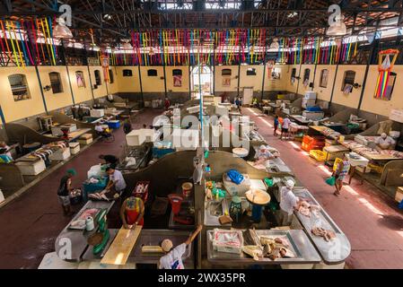 Belem, Brésil - 26 décembre 2023 : le célèbre marché aux poissons Ver o Peso est presque vide à cause des vacances de Noël. Banque D'Images