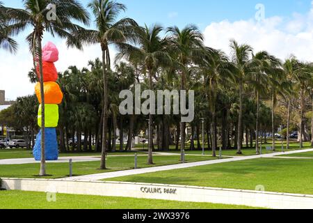 Miami Beach, Miami, Floride, États-Unis - 1er décembre 2023 : vue panoramique du parc Collins près de Miami South Beach. Banque D'Images