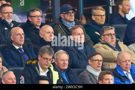 Hans-Joachim Watzke, Managing Director BVB , membre DFB-Präsidium, vice-président DFB, Bernd Neuendorf, président de la DFB Association allemande de football, dans le match amical ALLEMAGNE - PAYS-BAS 2-1 DEUTSCHLAND - NIEDERLANDE 2-1 en préparation pour les Championnats d'Europe 2024 le 26 mars 2024 à Francfort, Allemagne. © Peter Schatz / Alamy Live News Banque D'Images