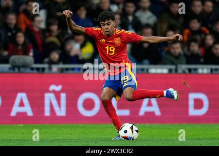 Madrid, Espagne. 26 mars 2024. Lors du match amical entre les équipes nationales d'Espagne et du Brésil a joué au stade Santiago Bernabeu le 26 mars 2024 à Madrid Espagne. (Photo de Cesar Cebolla/PRESSINPHOTO) crédit : AGENCE SPORTIVE PRESSINPHOTO/Alamy Live News Banque D'Images