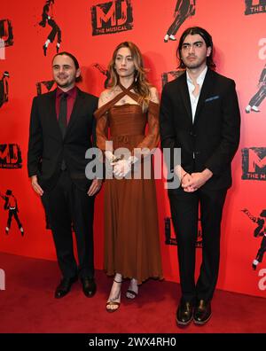 Londres, Royaume-Uni. 27 mars 2024. Michael Jackson enfants Bigi Jackson, Paris Jackson et Prince Jackson assistent à la soirée d'ouverture de la production britannique de Broadway - MJ the musical au Prince Edward Theatre. Crédit : Voir Li/Picture Capital/Alamy Live News Banque D'Images