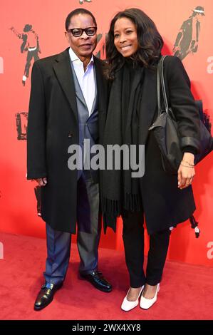 Londres, Royaume-Uni. 27 mars 2024. MistaJam assiste à la soirée d'ouverture de la production britannique de Broadway - MJ the musical au Prince Edward Theatre. Crédit : Voir Li/Picture Capital/Alamy Live News Banque D'Images