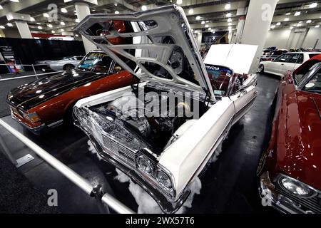 À New York, États-Unis. , . Ville. Le salon a ouvert ses portes en 1900 au New York Coliseum, déménageant au Javits Center 87 ans plus tard où les fabricants exposent leurs nouveaux modèles et concept Vehicles. (Photo de John Lamparski/NurPhoto) crédit : NurPhoto SRL/Alamy Live News Banque D'Images