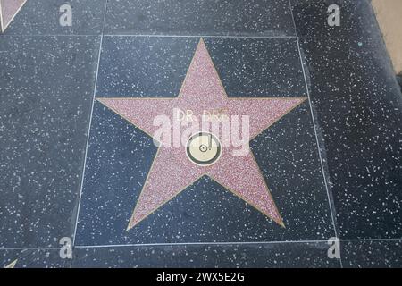 Hollywood, Californie, États-Unis 26 mars 2024 rappeur/producteur Dr Dre Hollywood Walk of Fame Star sur Hollywood Blvd le 26 mars 2024 à Hollywood, Californie, États-Unis. Dr Dre Ceremony a eu lieu le 19 mars 2024 avec Eminem, Snoop Dogg et 50 cent et est situé en face de Jimmy Kimmel Live sur Hollywood Blvd. Photo de Barry King/Alamy Stock photo Banque D'Images