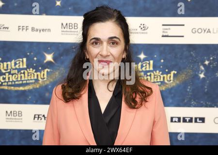 Ilknur Boyraz BEI der „Chantal im Maerchenland“ première AM 27.03.2024 à Berlin Banque D'Images