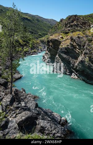 Rivière Karawau près de Roaring Meg, Otago, île du Sud, Nouvelle-Zélande Banque D'Images