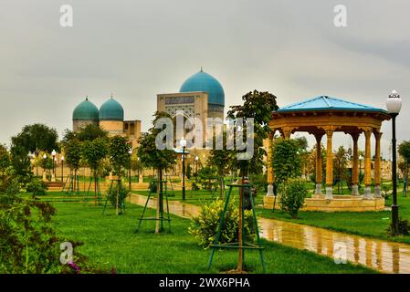 Mosquée Kuk Gumbaz, achevée en 1437 et à Shahrisabz (le lieu de naissance de Timur), région de Qashqadaryo, Ouzbékistan Banque D'Images