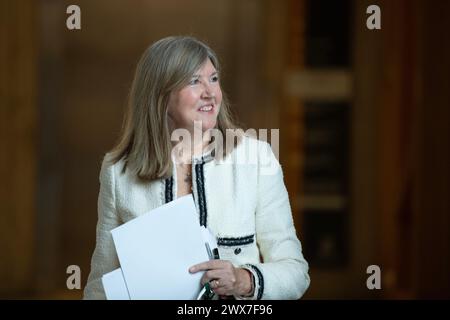 Édimbourg, Royaume-Uni. 28 mars 2024. Édimbourg, Écosse, Royaume-Uni. 28 mars 2024PICTURED : Alison Johnstone MSP, Présidente du Parlement écossais. Scènes à l'intérieur du Parlement écossais pendant la dernière session hebdomadaire des premiers ministres questions avant les vacances de Pâques et quelques jours avant que le projet de loi sur les crimes de haine ne devienne loi en Écosse. Crédit : Colin d Fisher crédit : Colin Fisher/Alamy Live News Banque D'Images