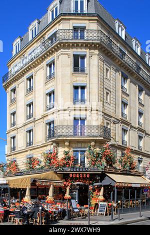 France, région Ile-de-France, Paris rive gauche, Montparnasse, 14ème arrondissement, boulevard Edgar Quinet et rue d'Odessa, café Odessa, restaurant floral 19 mars 2024 Banque D'Images