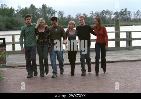 Dawson's Creek TV Series 1998 - 2003 États-Unis année : 2002 / saison 6 création : Kevin Williamson Joshua Jackson, Busy Philipps, Kerr Smith, Michelle Williams, James Van Der Beek, Katie Holmes Banque D'Images